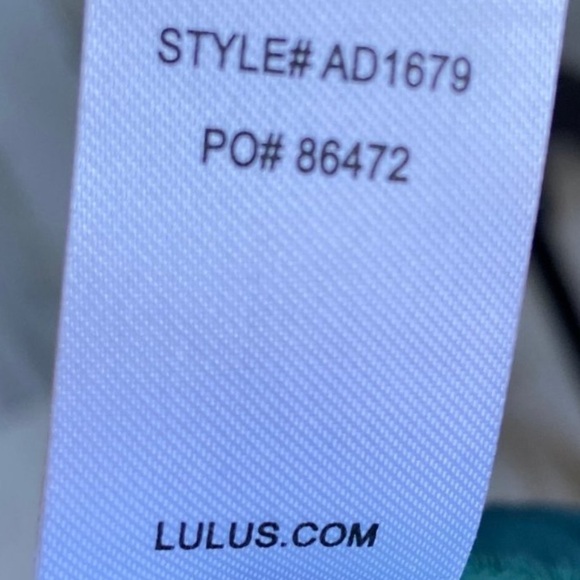 NWT Lulu’s Moriah Emerald Green Satin Wrap Maxi Dress - Picture 8 of 10